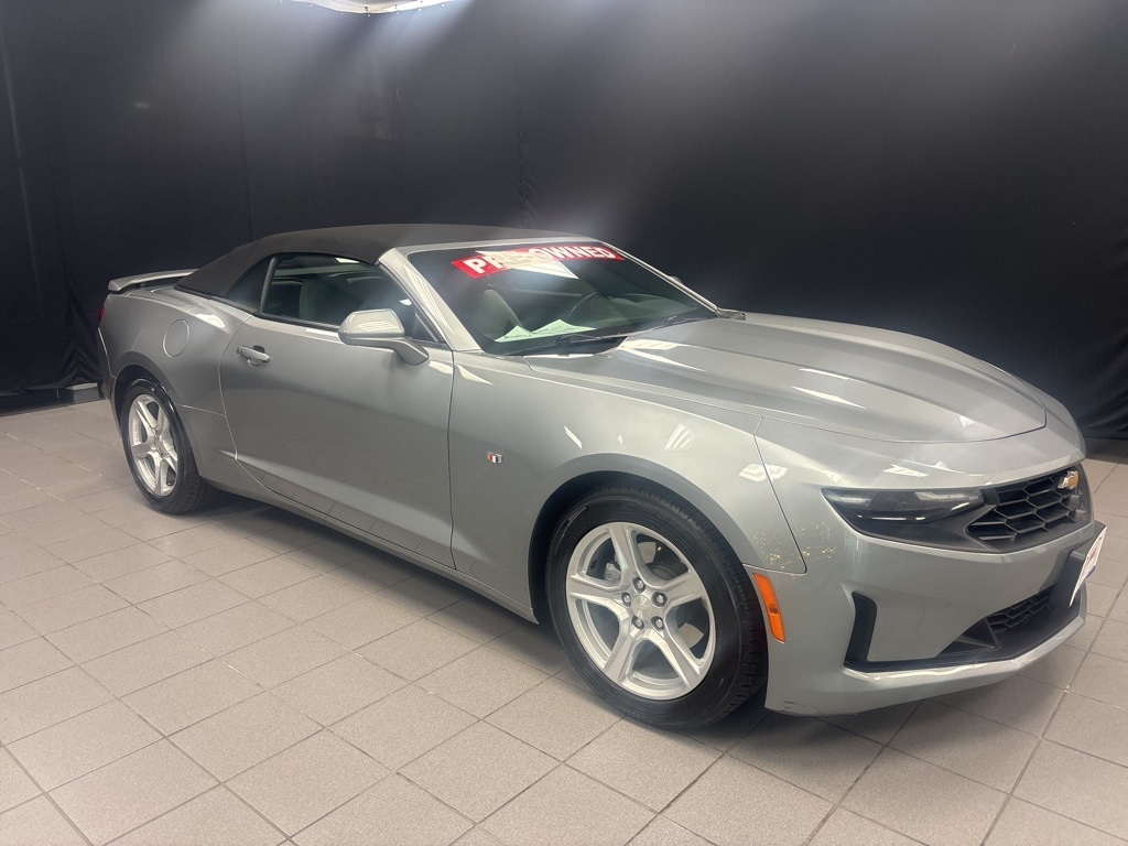 2023 Chevrolet Camaro 1LT's photo