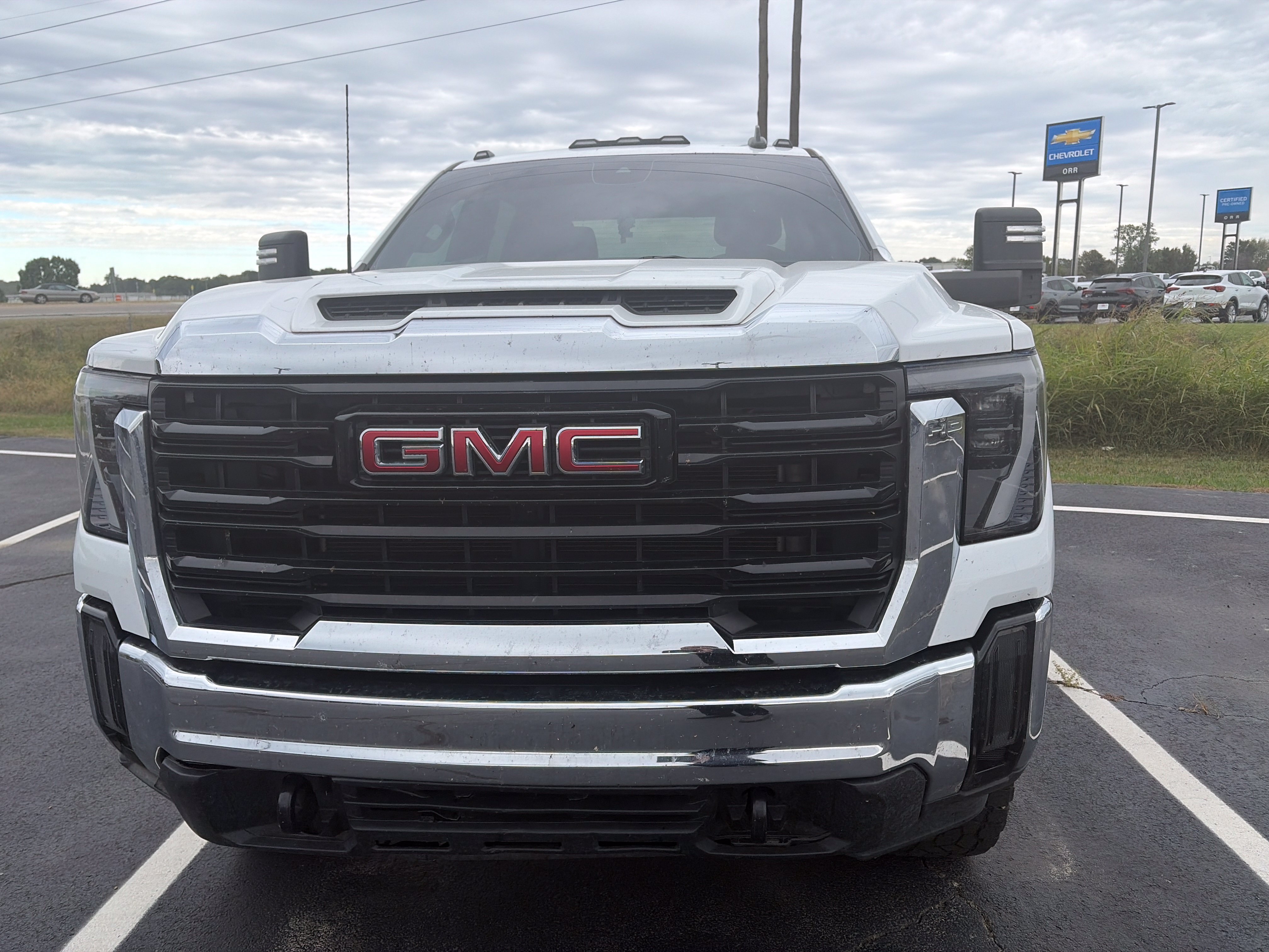 Used 2024 GMC Sierra 2500HD Pro with VIN 1GT49LE77RF189089 for sale in Little Rock