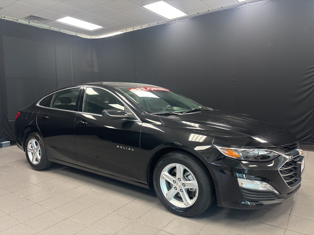 Used 2024 Chevrolet Malibu LT Sedan