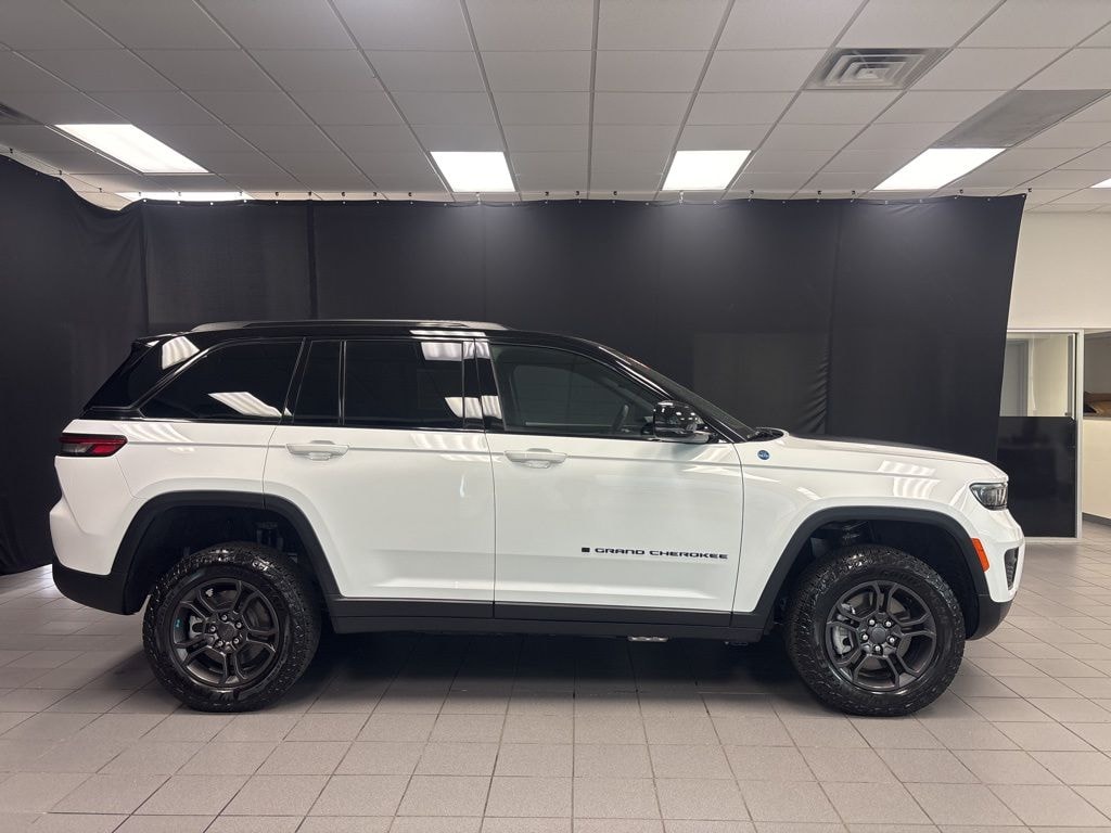 Used 2024 Jeep Grand Cherokee 4xe Trailhawk 4xe SUV