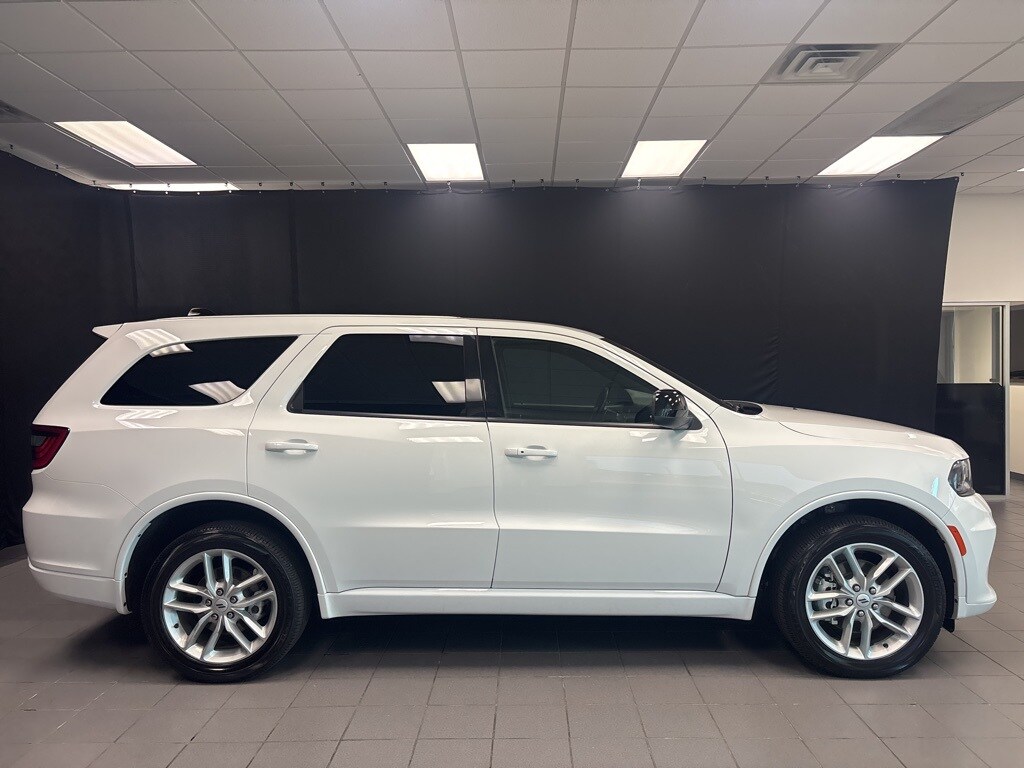 2025 Dodge Durango GT photo 2