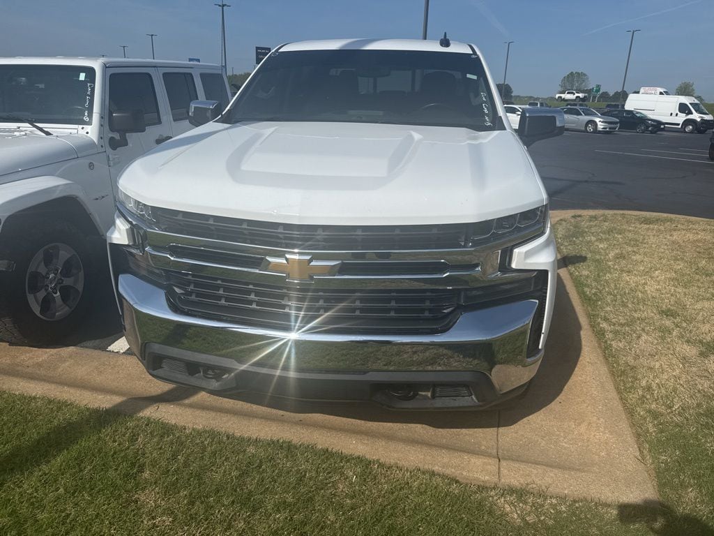 Used 2019 Chevrolet Silverado 1500 LT with VIN 1GCUYDED4KZ162337 for sale in Little Rock