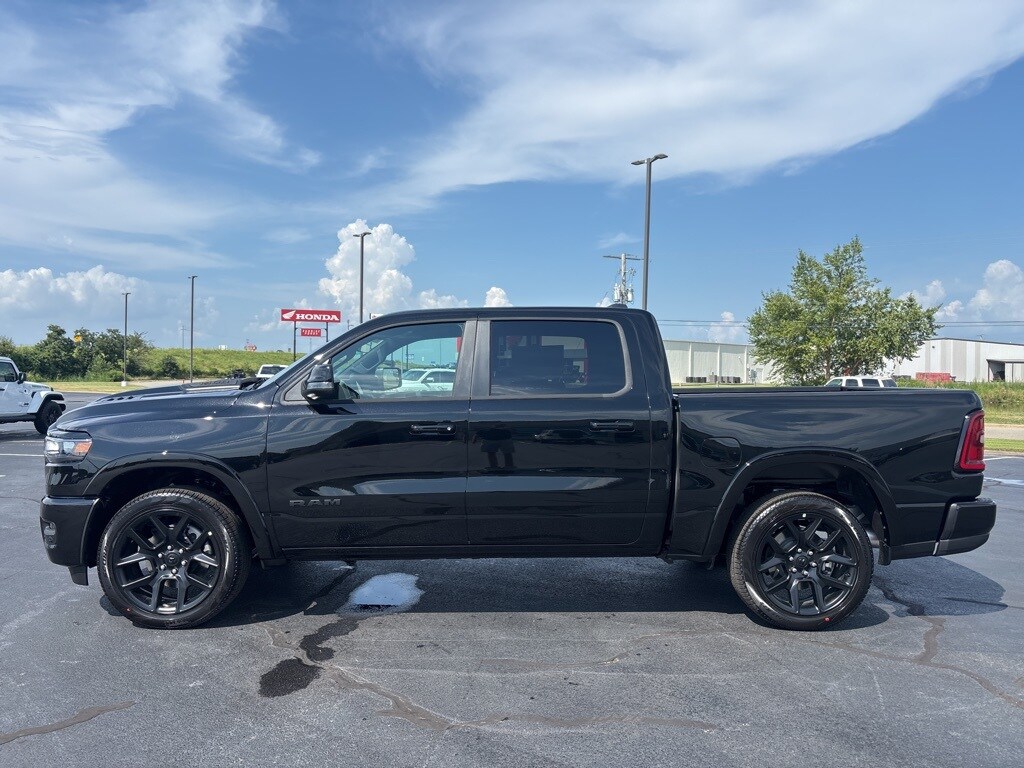 2026 Ram 1500 Laramie photo 2