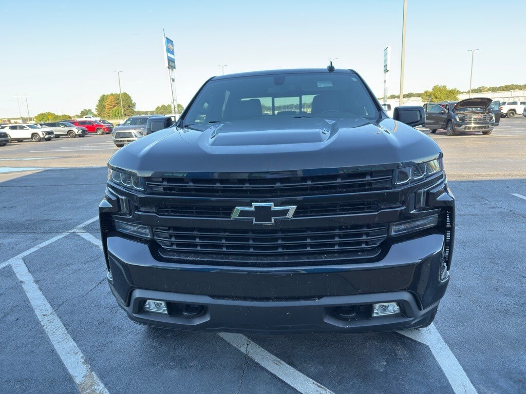 2022 Chevrolet Silverado 1500 RST photo 2