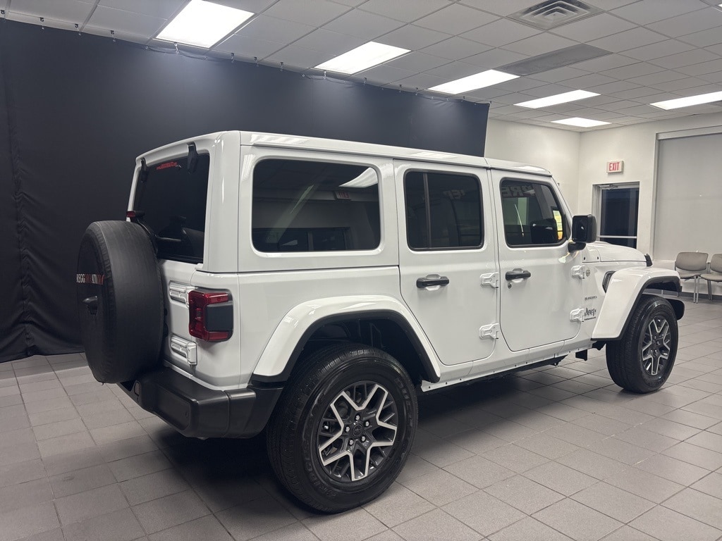 Used 2024 Jeep Wrangler Sahara SUV
