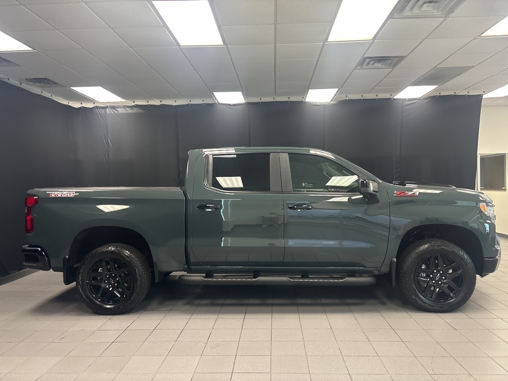 Used 2025 Chevrolet Silverado 1500 LT Trail Boss with VIN 3GCUKFED6SG214841 for sale in Little Rock