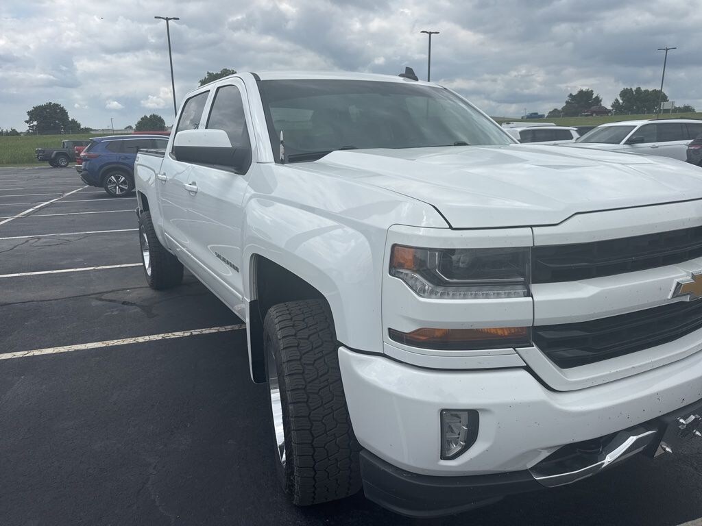 Used 2018 Chevrolet Silverado 1500 LT Truck Crew Cab