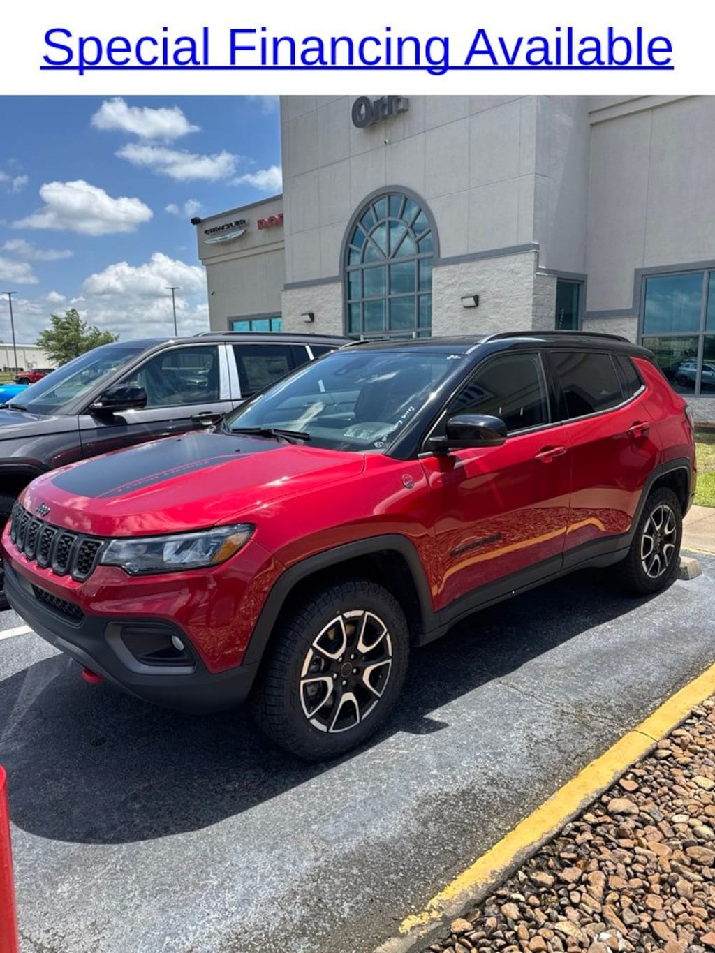 Used 2025 Jeep Compass Trailhawk SUV