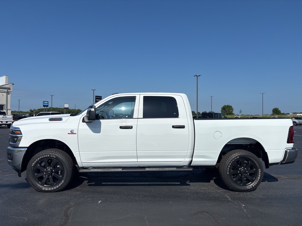 2025 Ram 2500 Tradesman photo 2