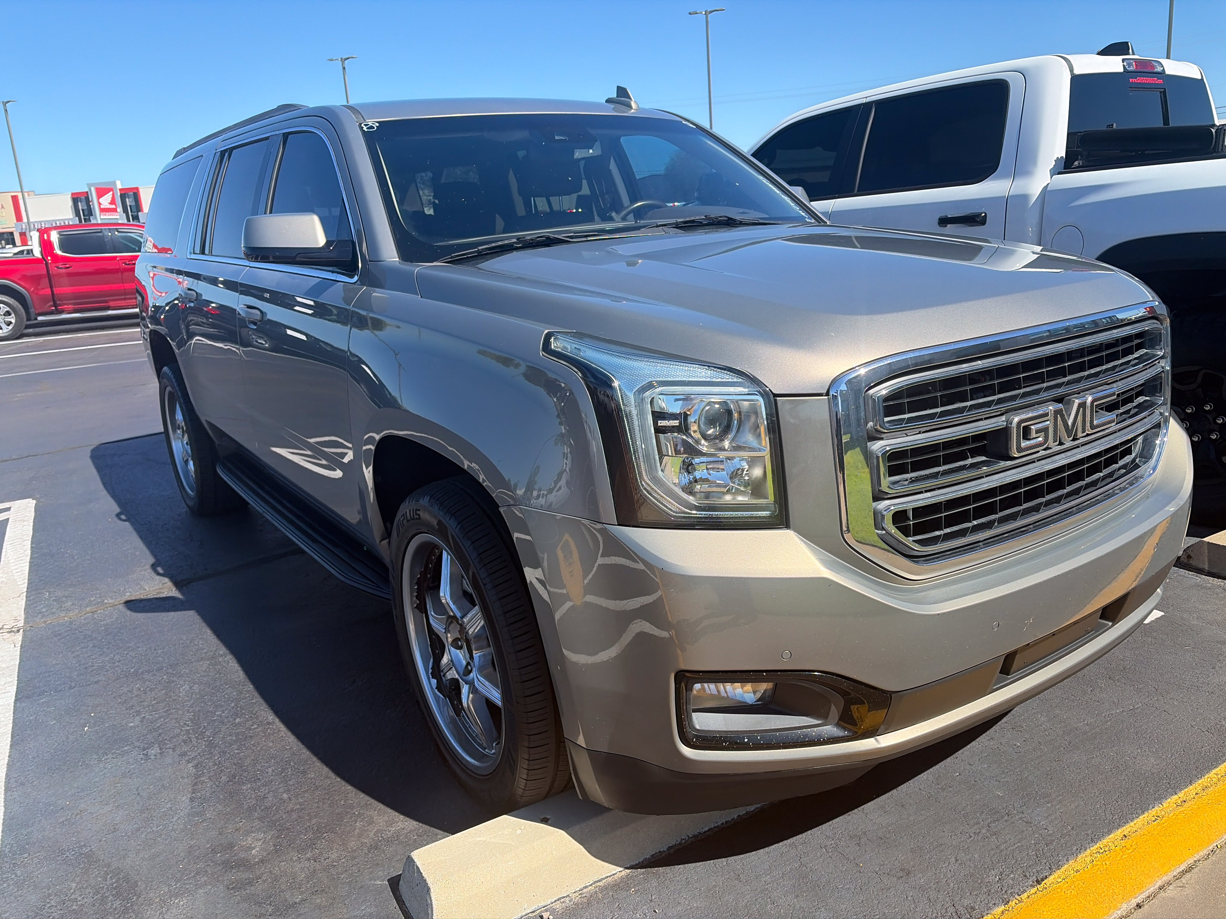 Used 2019 GMC Yukon XL SLT Standard Edition SUV