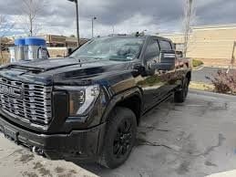 2025 GMC Sierra 2500HD Denali's photo
