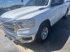 2022 Ram 1500 Big Horn/Lone Star Truck Crew Cab