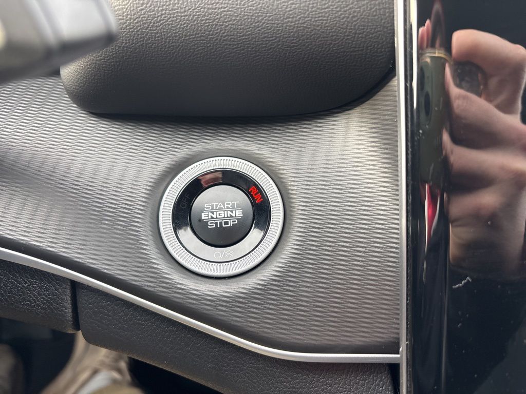 2026 Jeep Grand Cherokee Laredo - Photo 14