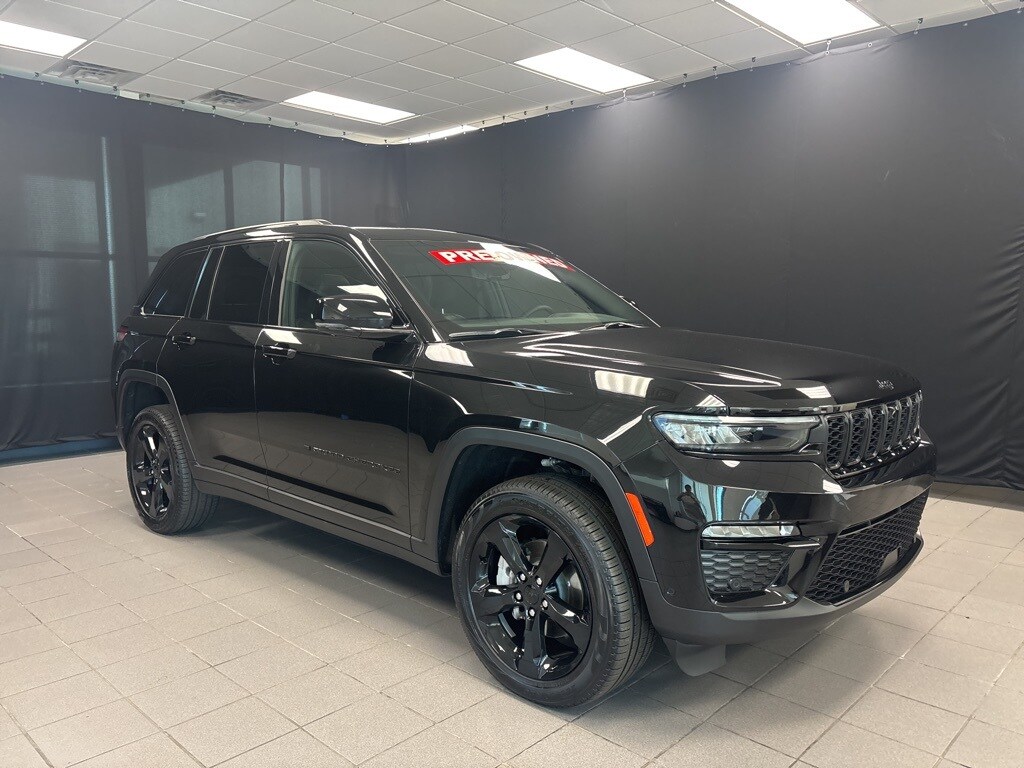 Used 2025 Jeep Grand Cherokee Limited SUV