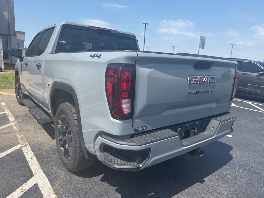 2024 GMC Sierra 4WD Crew Cab Short Box Pro's photo
