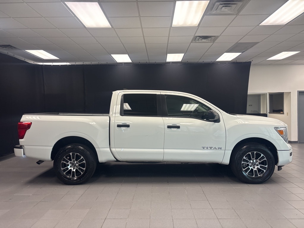 Used 2023 Nissan Titan SV with VIN 1N6AA1EC1PN112133 for sale in Little Rock