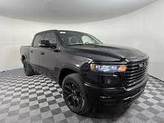 2026 Ram 1500 LARAMIE CREW CAB 4X4 5'7 BOX Pickup