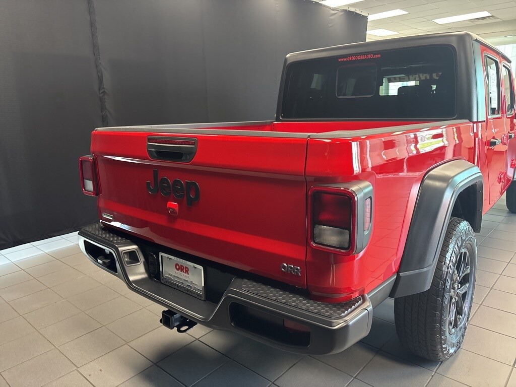2023 Jeep Gladiator Sport S photo 4