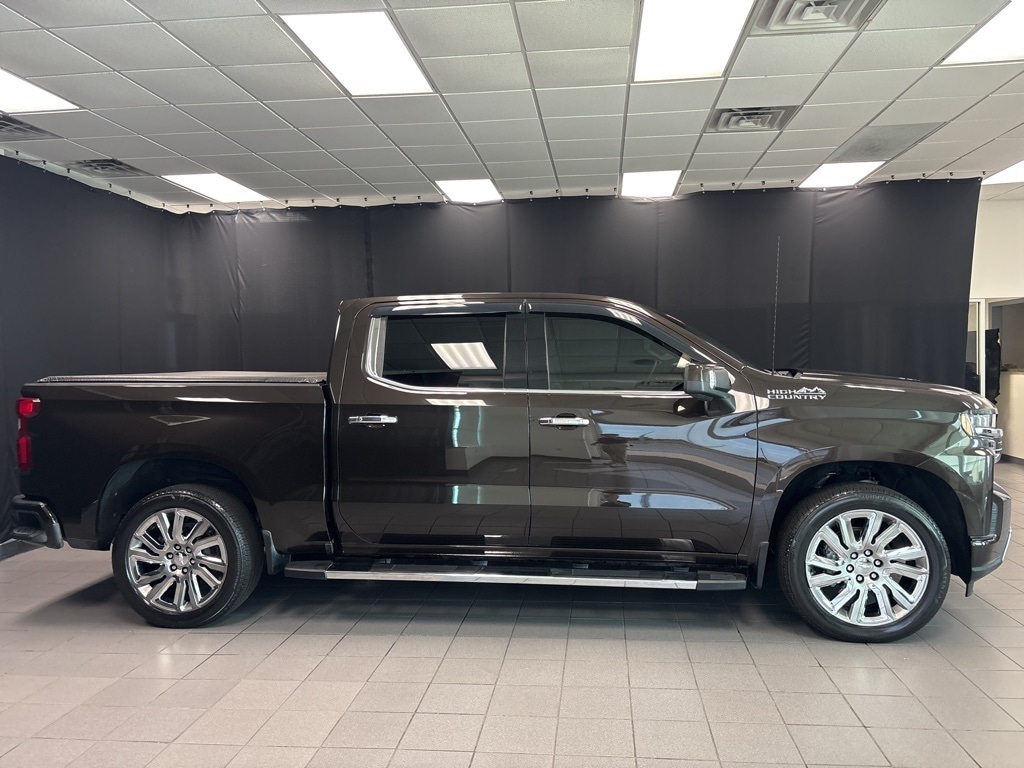Used 2019 Chevrolet Silverado 1500 High Country with VIN 1GCUYHEL8KZ156460 for sale in Little Rock