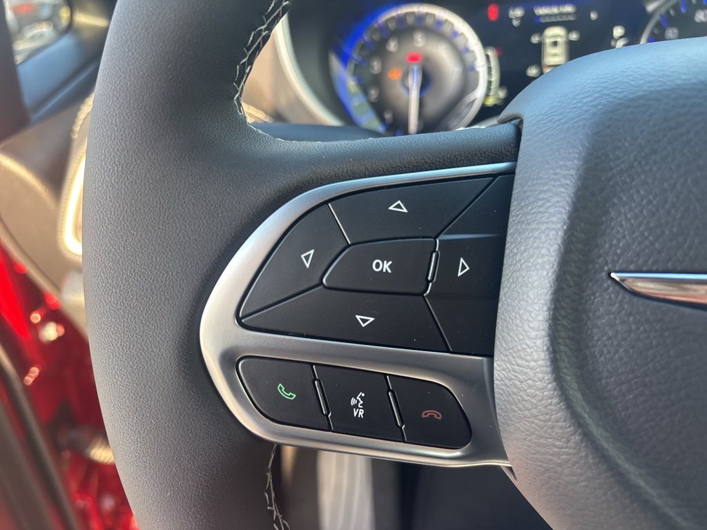 2026 Chrysler Pacifica Select - Photo 12