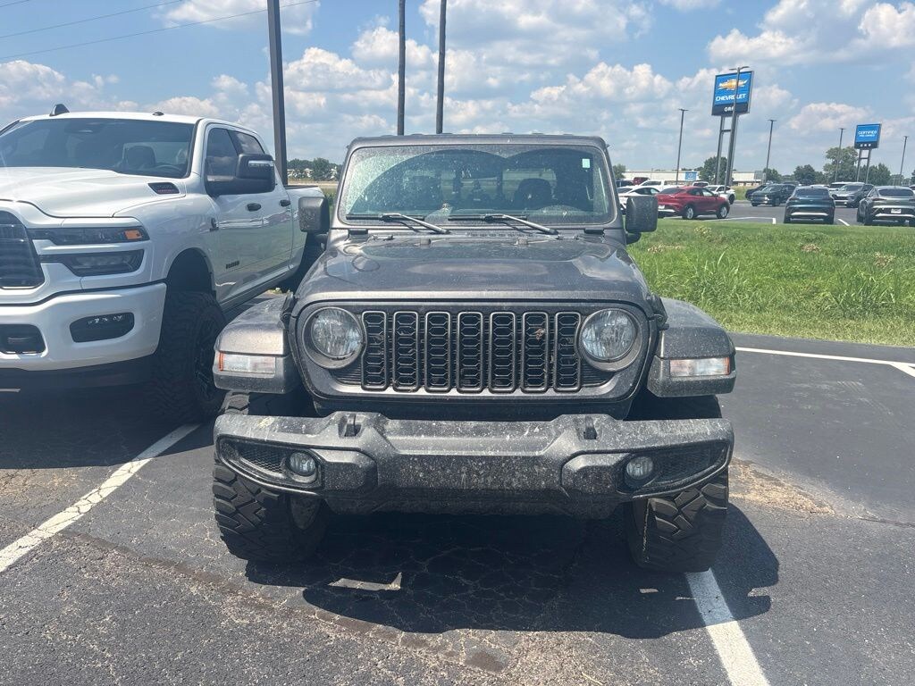 Used 2025 Jeep Gladiator Nighthawk Truck Crew Cab
