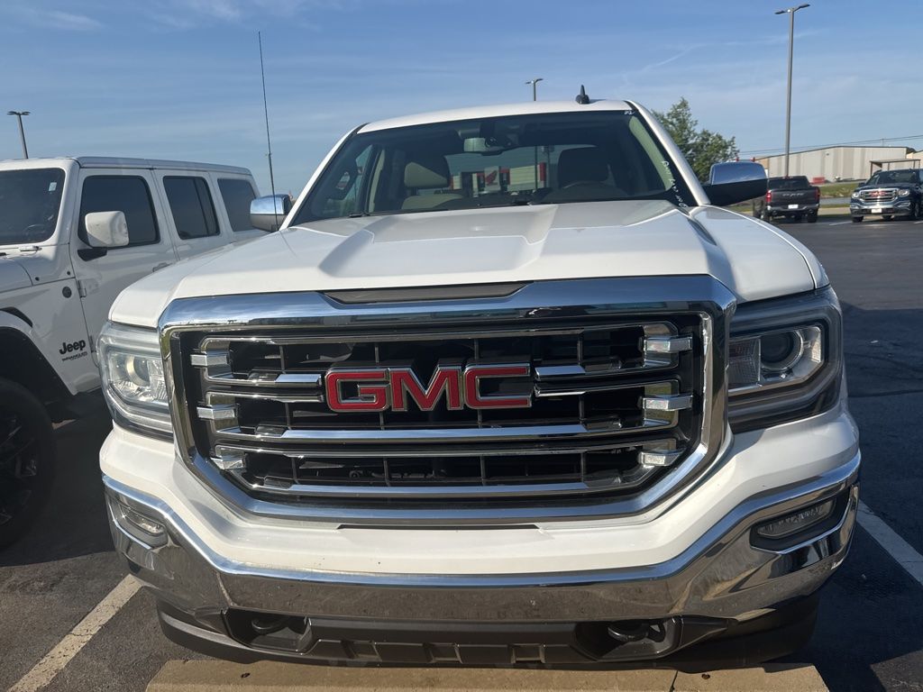 Used 2018 GMC Sierra 1500 SLT with VIN 3GTU2NEC2JG603184 for sale in Little Rock