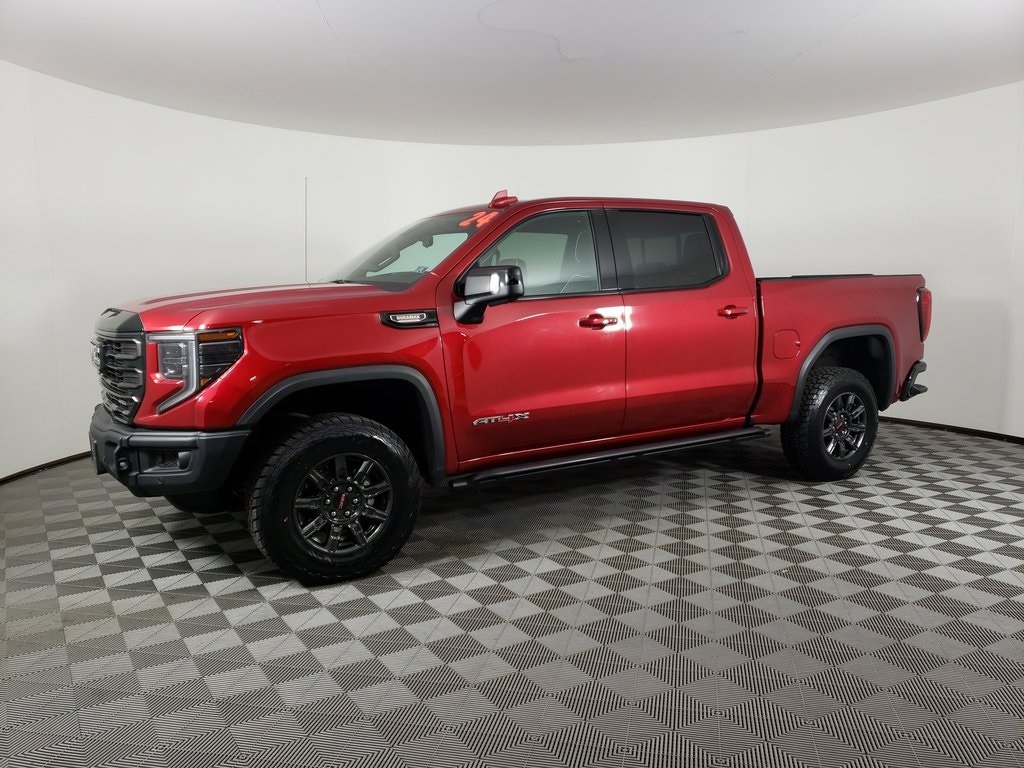 2024 GMC Sierra Base's photo
