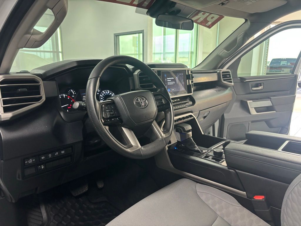 2024 Toyota Tundra SR5 - Photo 14