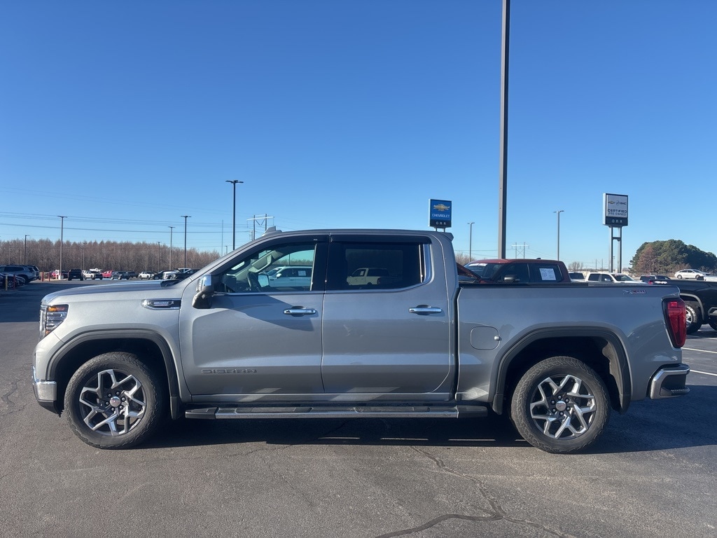 Used 2023 GMC Sierra 1500 SLT Truck Crew Cab