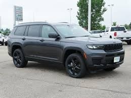 2025 Jeep Grand Cherokee L Laredo's photo
