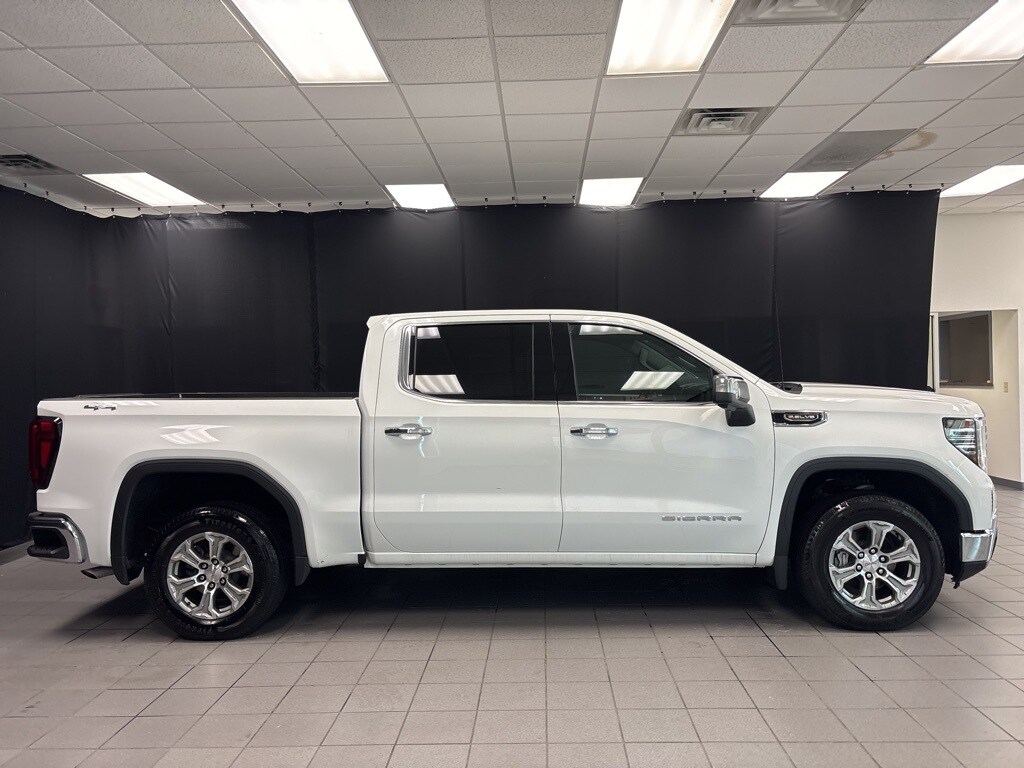 2024 Gmc Sierra 1500 SLT photo 2