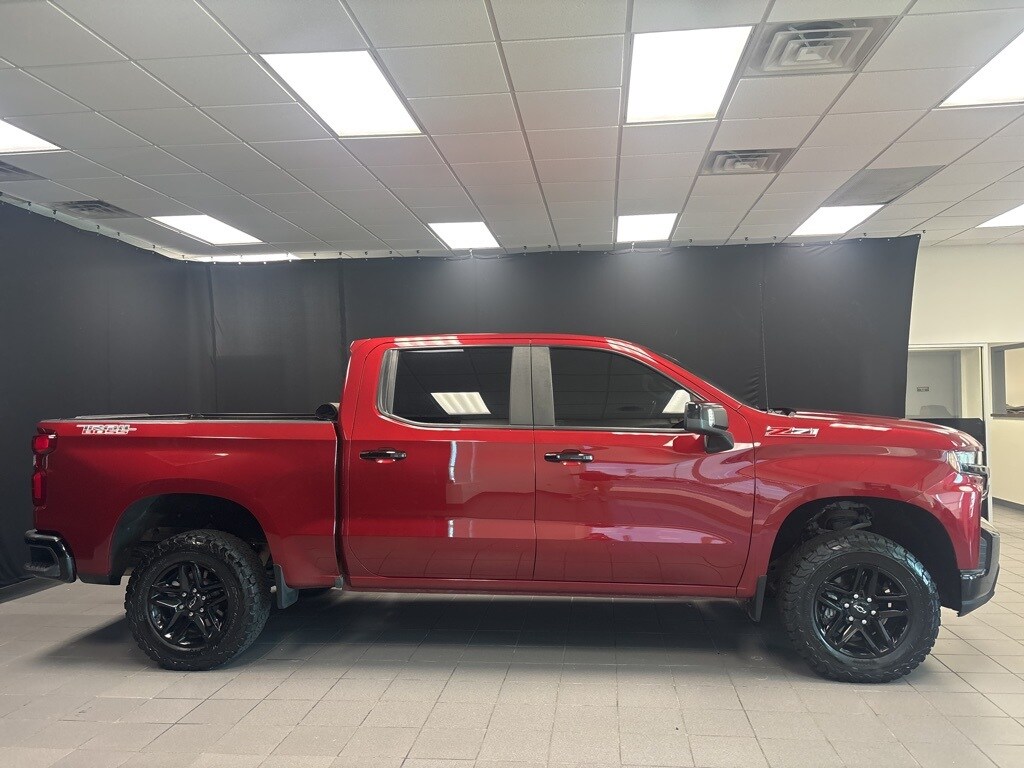 2020 Chevrolet Silverado 1500 LT Trail Boss photo 2