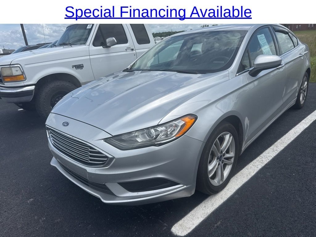 Used 2018 Ford Fusion SE Sedan