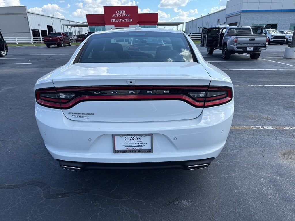 2023 Dodge Charger SXT photo 4