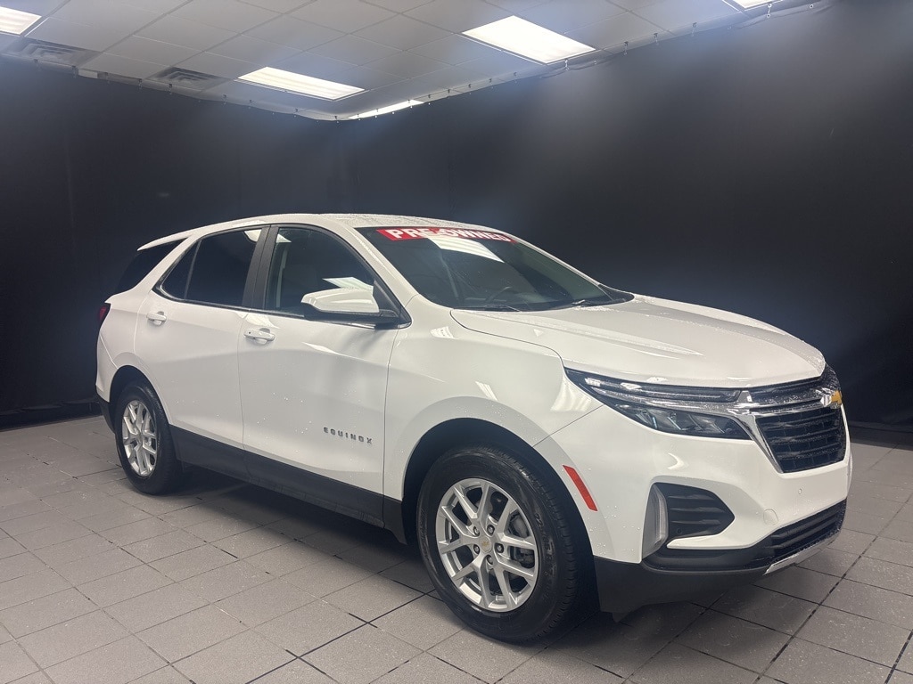 2024 Chevrolet Equinox LT's photo