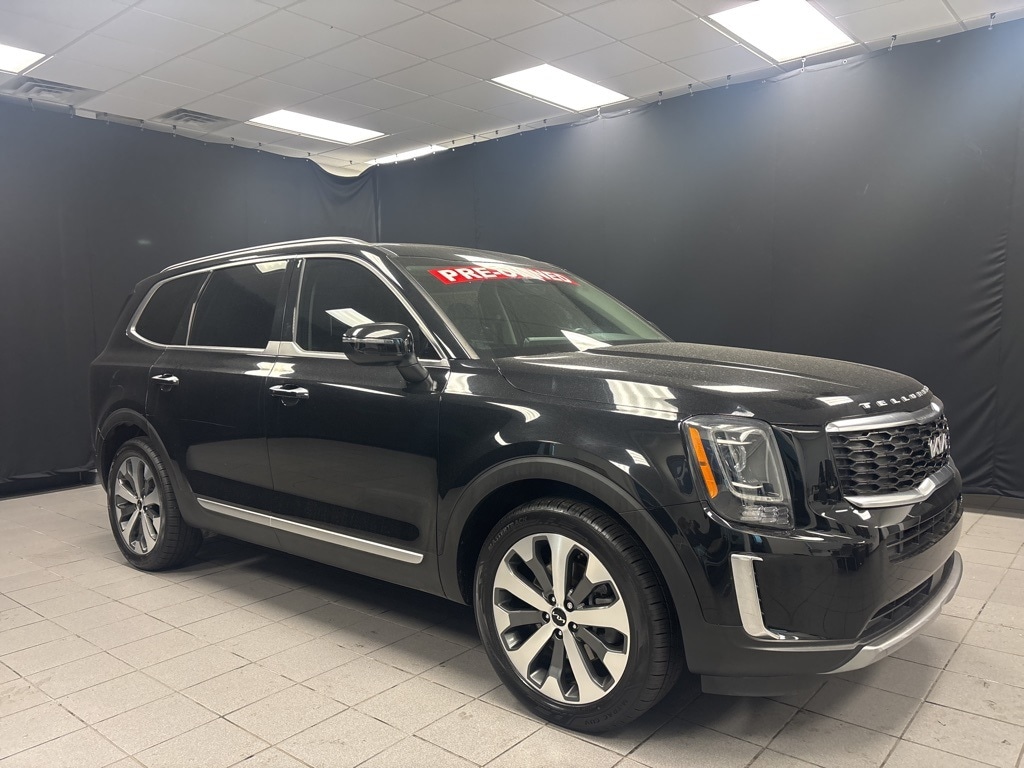 2022 Kia Telluride S's photo