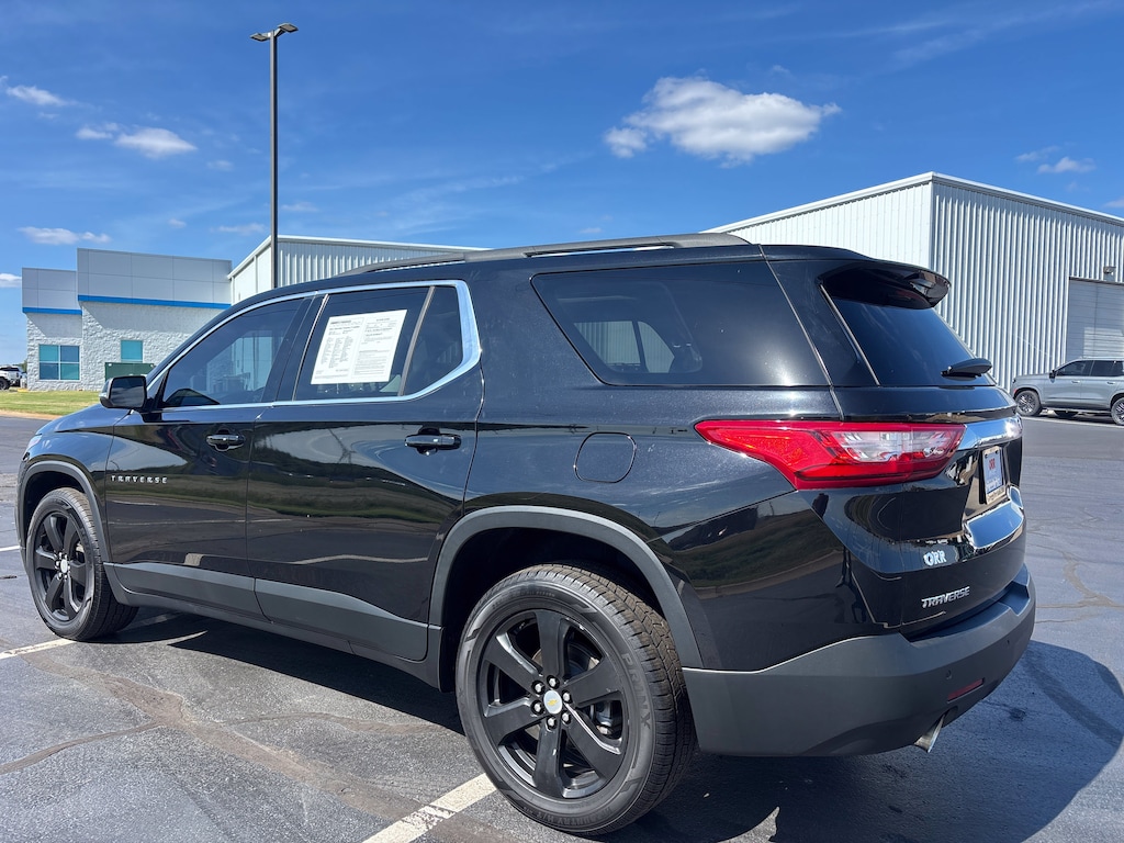 Used 2021 Chevrolet Traverse LT Leather SUV
