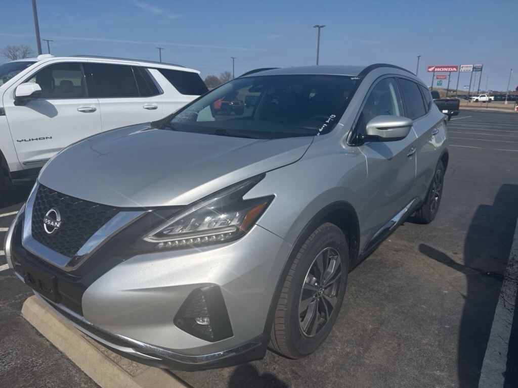 Used 2023 Nissan Murano SV SUV