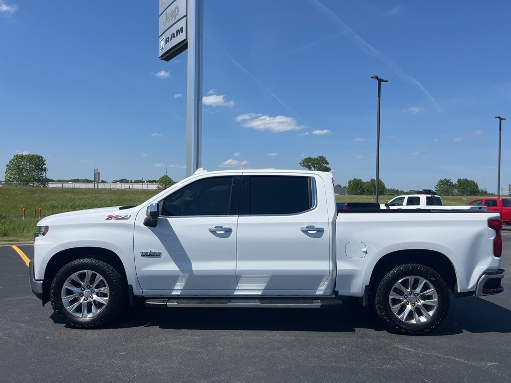 Used 2022 Chevrolet Silverado 1500 Limited LTZ with VIN 3GCUYGELXNG120316 for sale in Searcy, AR