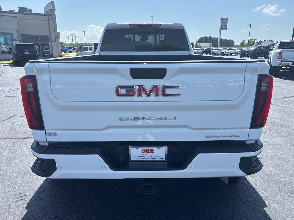 2024 Gmc Sierra 3500 HD Denali photo 4