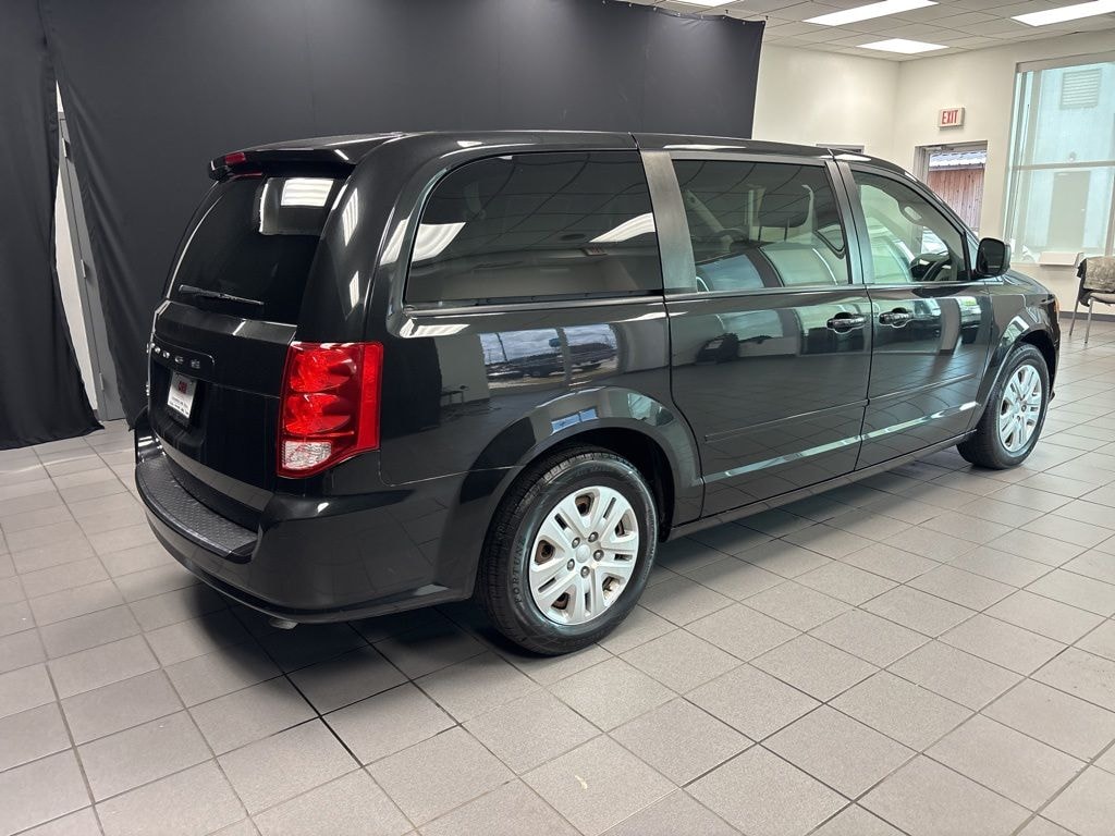 Used 2017 Dodge Grand Caravan SE Van