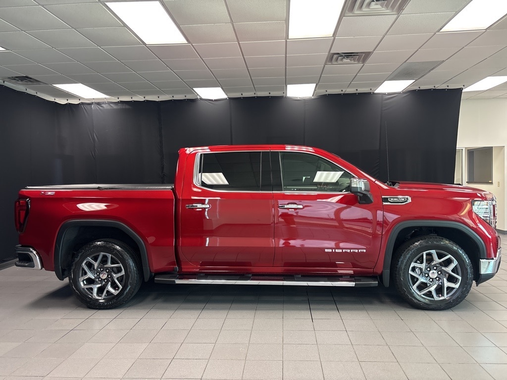 Used 2023 GMC Sierra 1500 SLT with VIN 3GTUUDED2PG171315 for sale in Little Rock