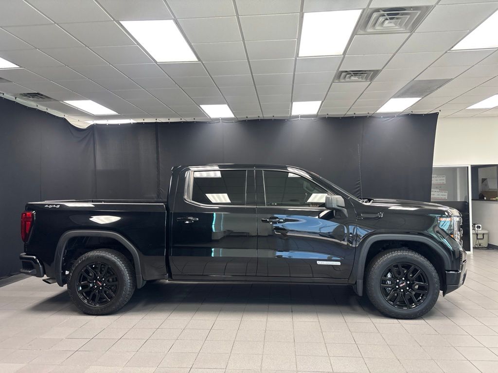 Used 2022 GMC Sierra 1500 Elevation with VIN 3GTPUCEK7NG673871 for sale in Little Rock
