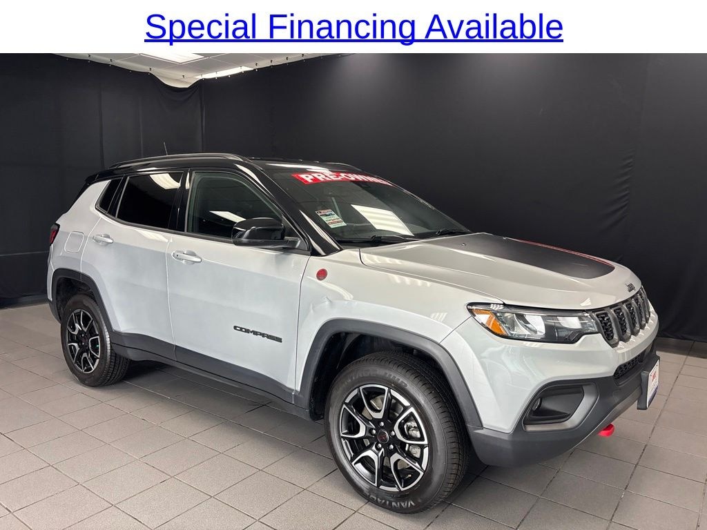 Used 2025 Jeep Compass Trailhawk SUV