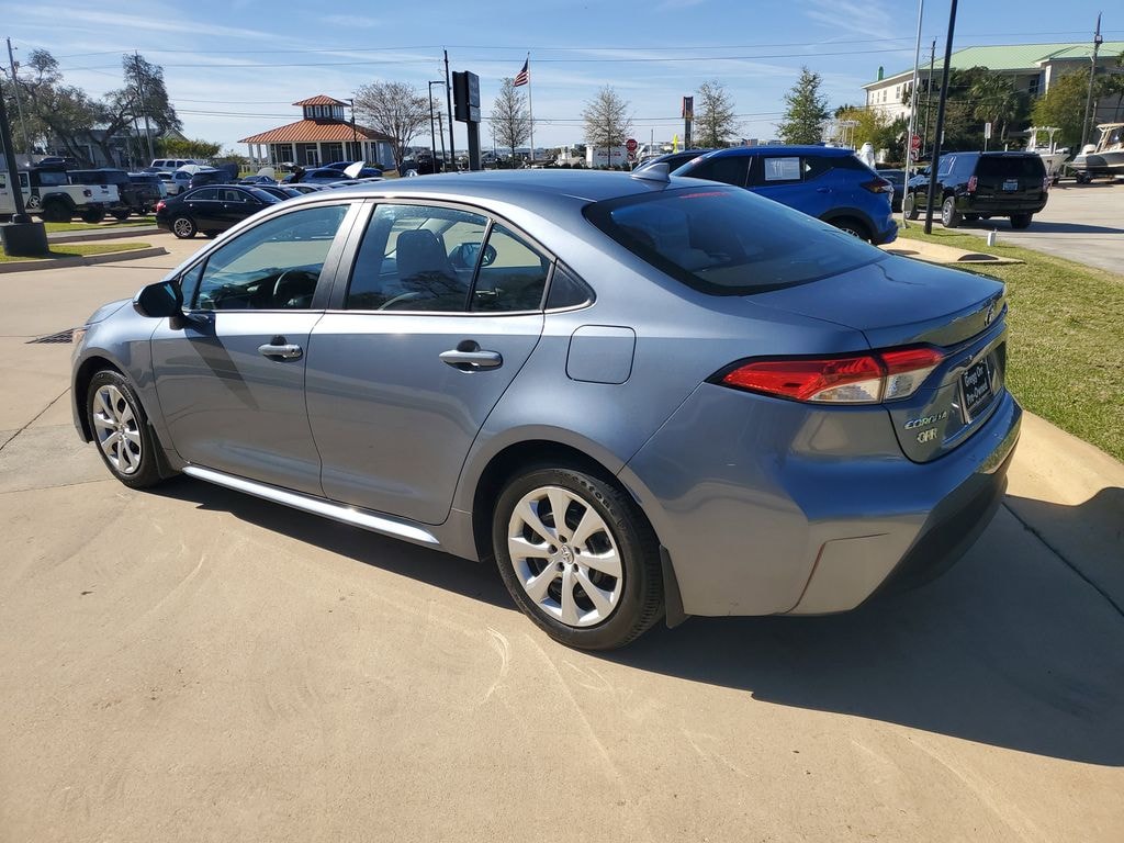 Used 2025 Toyota Corolla LE Sedan