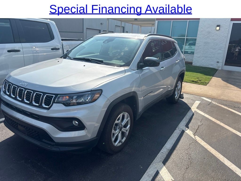 Used 2026 Jeep Compass Latitude SUV