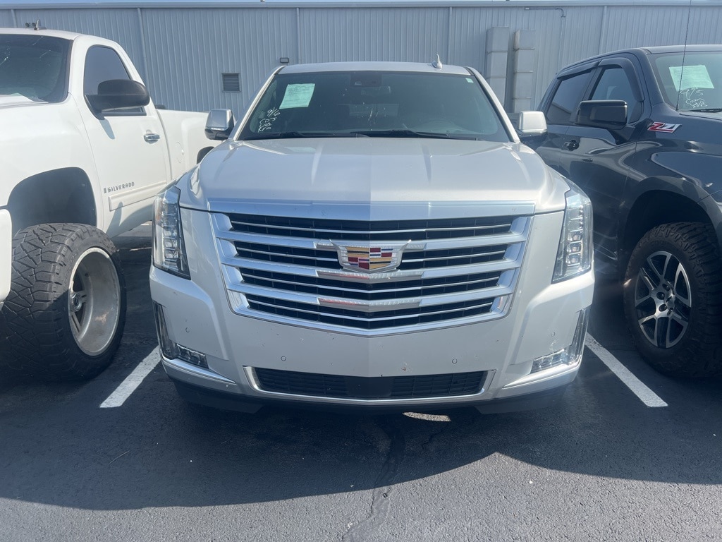 Used 2020 Cadillac Escalade ESV Platinum with VIN 1GYS4KKJ5LR160853 for sale in Searcy, AR