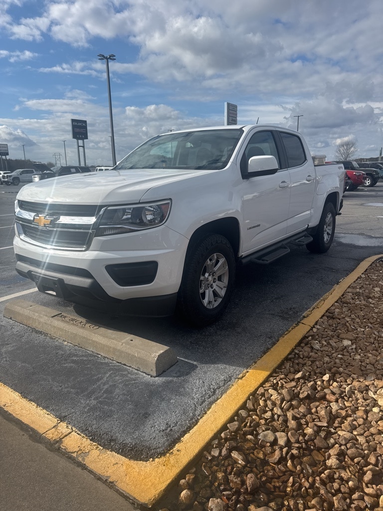 2017 Chevrolet Colorado Work Truck's photo