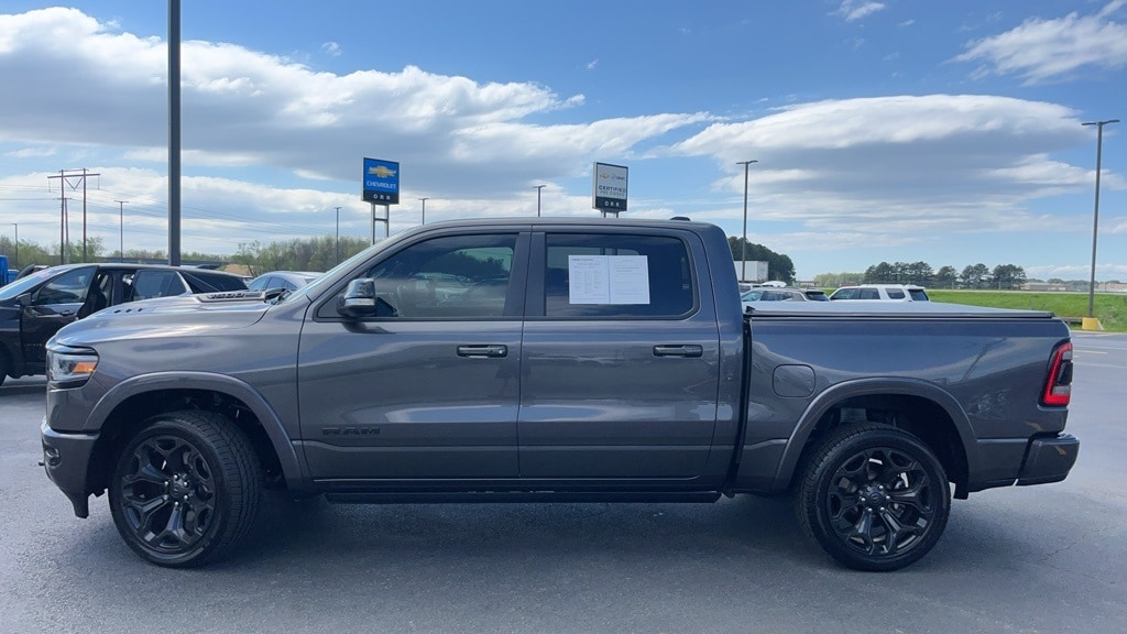 Used 2022 RAM Ram 1500 Pickup Limited with VIN 1C6SRFHT8NN137592 for sale in Little Rock