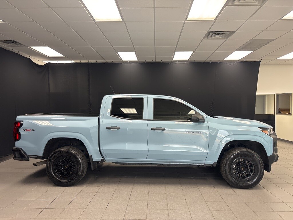 Used 2025 Chevrolet Colorado Work Truck with VIN 1GCPTBEK8S1184385 for sale in Little Rock